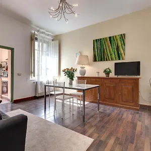 https://mamo-florence-kessler-apartments.it-tuscanyhotel.com